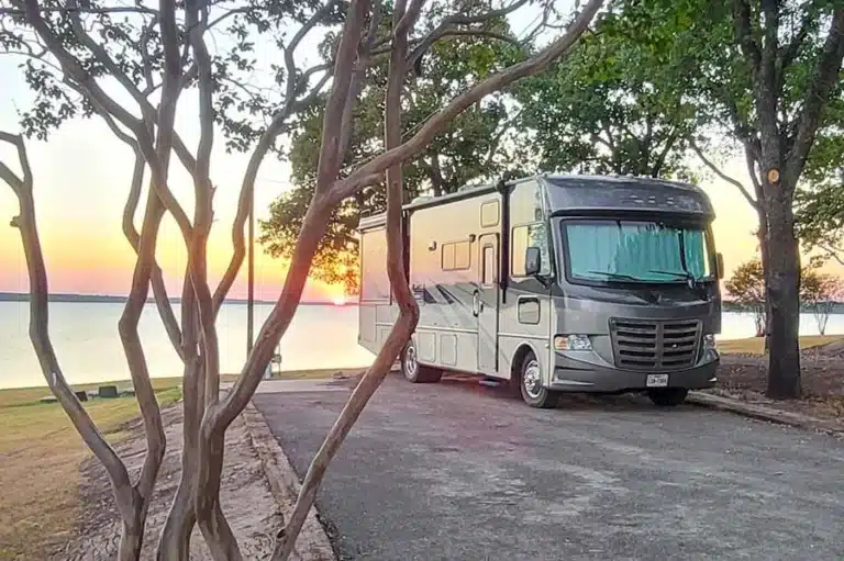 Full Hookup RV Sites